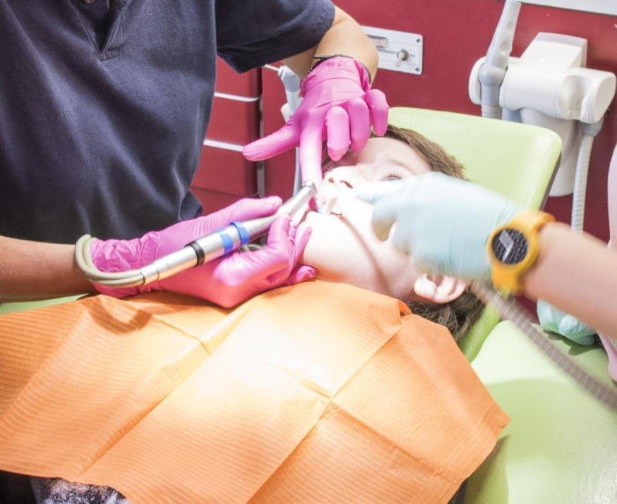 Endodontics for children and teenagers